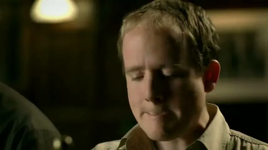Guinness “noitulovE” (2005), frame 2