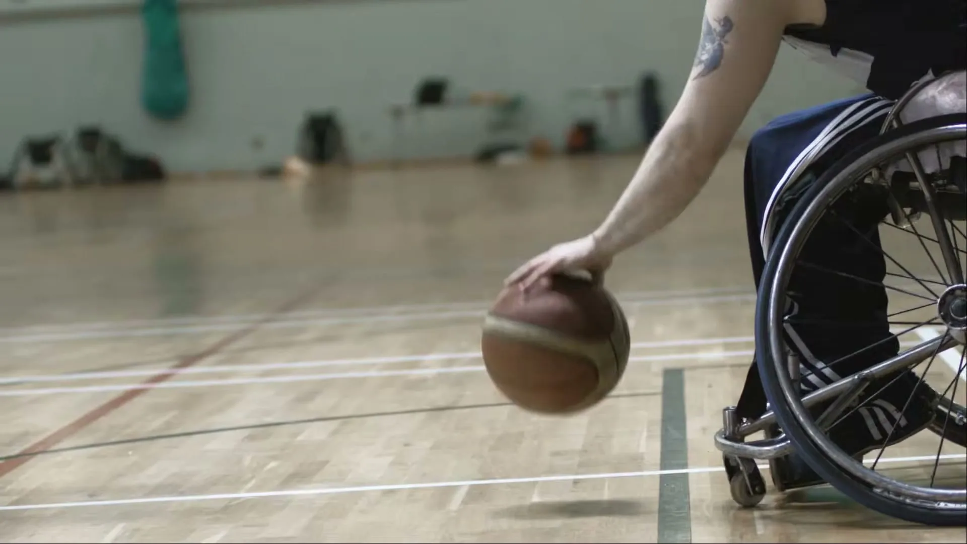 Channel 4 "Meet the Superhumans" (2012) commercial still