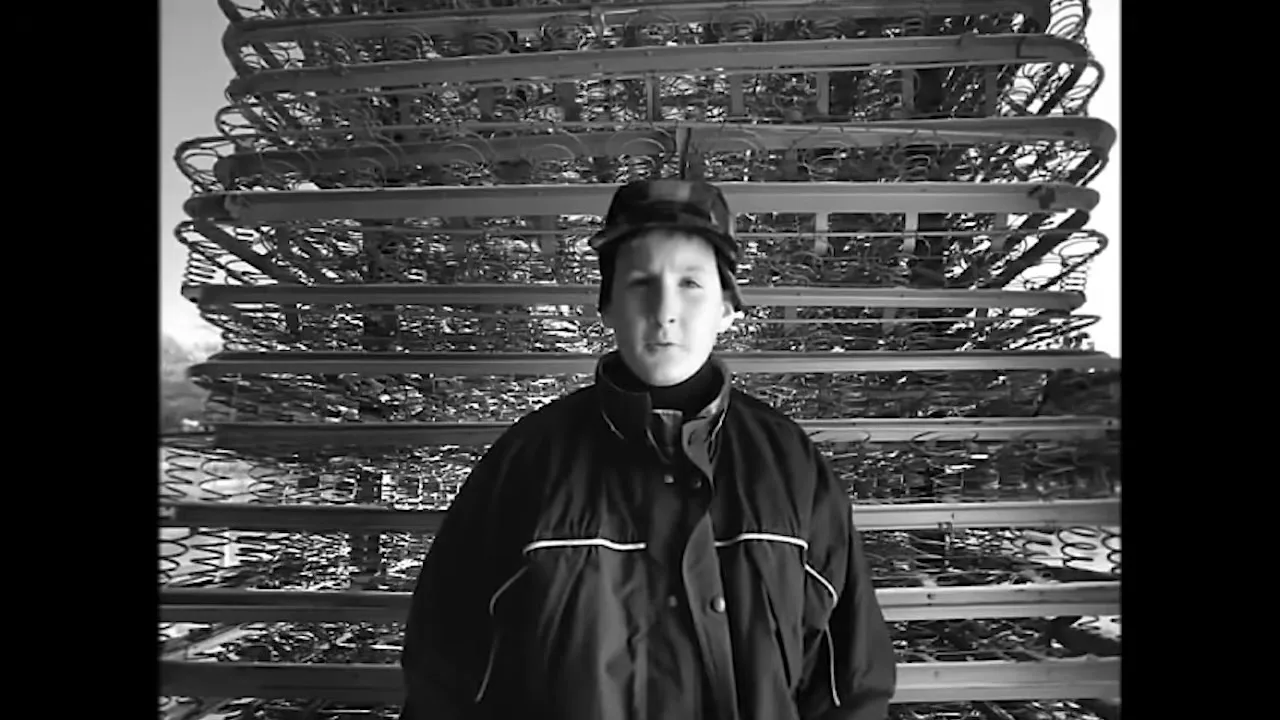Monster.com “When I Grow Up” (1999), frame 5