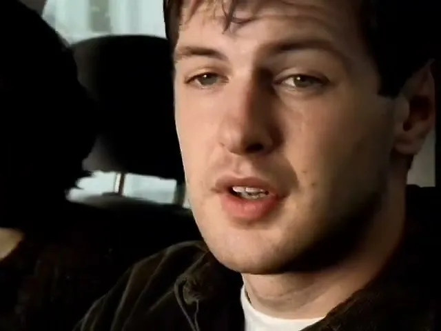 Volkswagen of America , c/o Arnold Communications “Synchronicity” (2000), frame 6