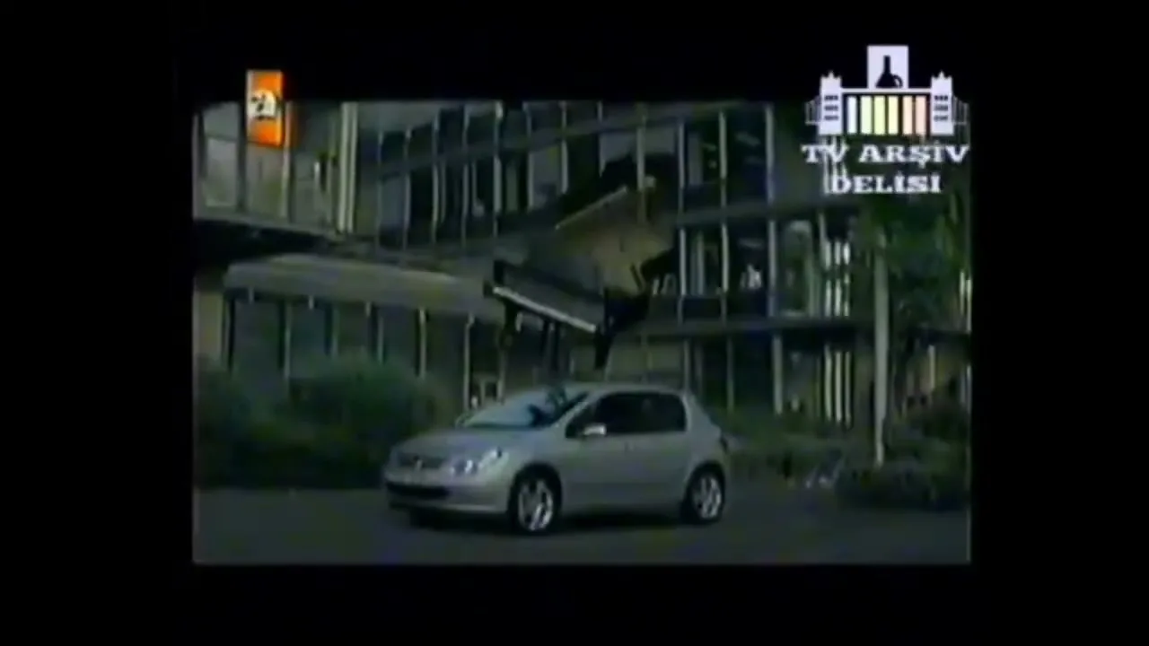 Peugeot "Envy" (2004) commercial still