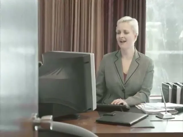 Pepsi “Emoticon Susan” (2008), frame 4
