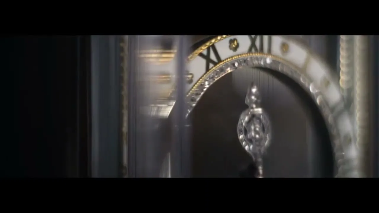 Cartier “Shape Your Time” (2015), frame 2