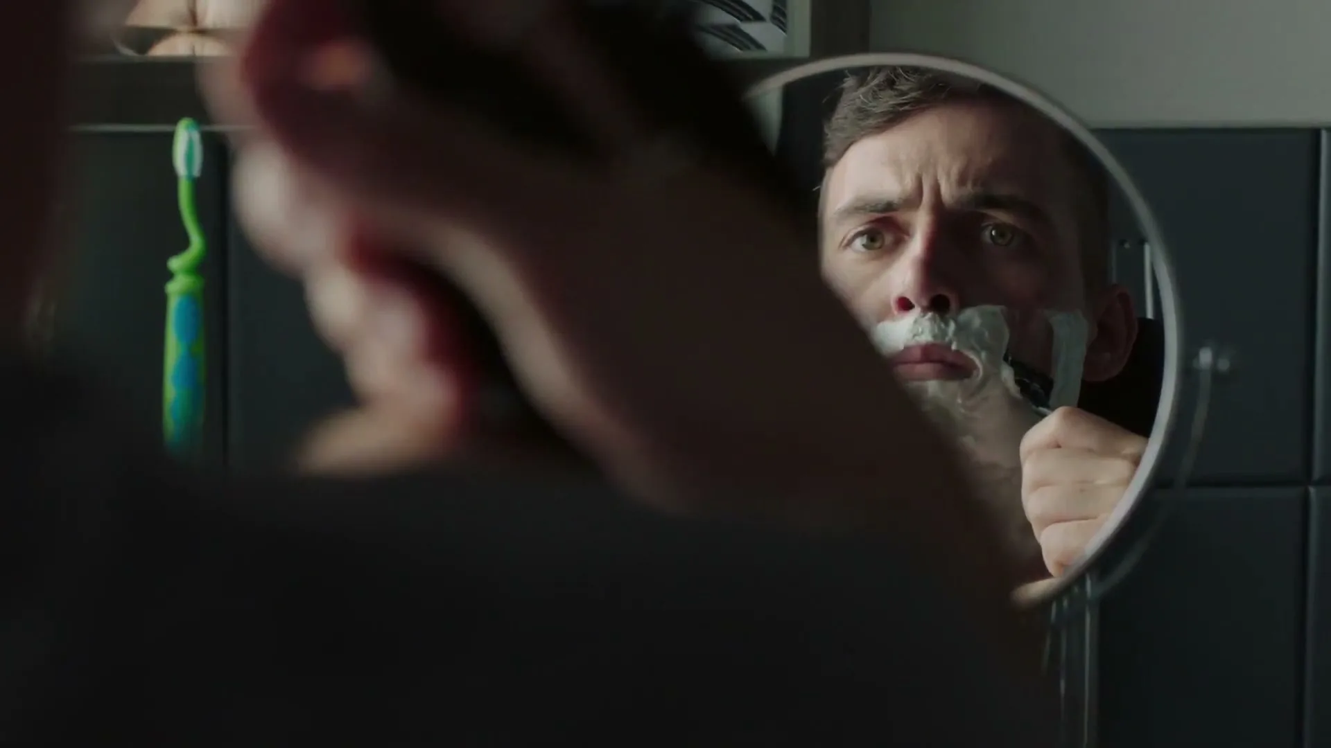 La Societe de L'assurance Automobile Du Quebec “Shaving” (2018), frame 2