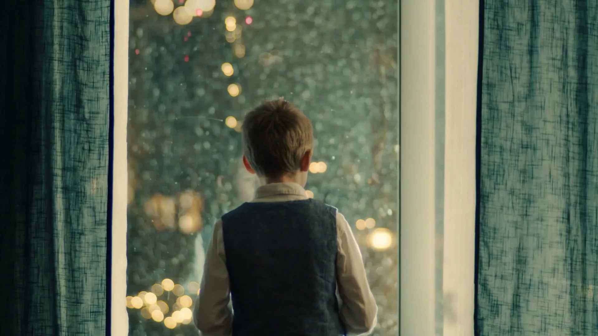 Klp "Thanks for sharing" (2023) commercial still