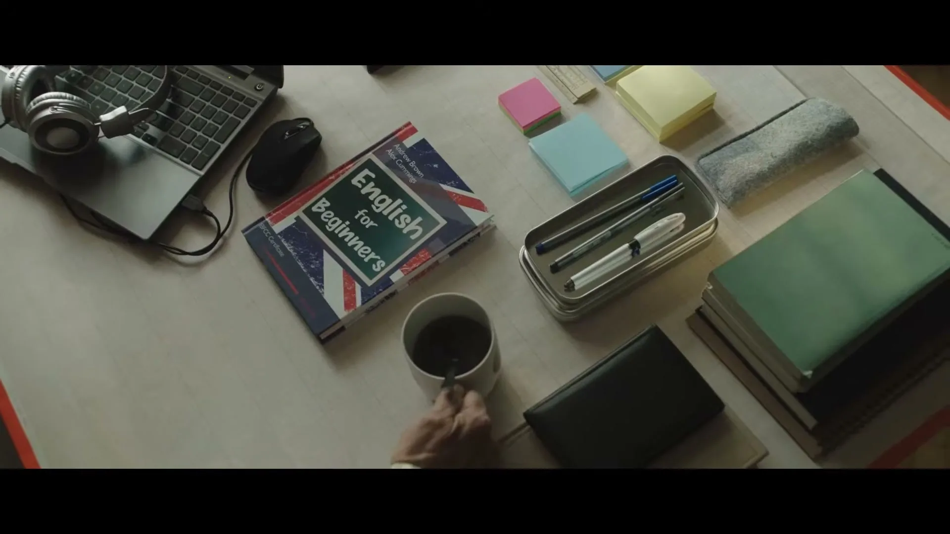 Allegro “English for Beginners” (2017), frame 4