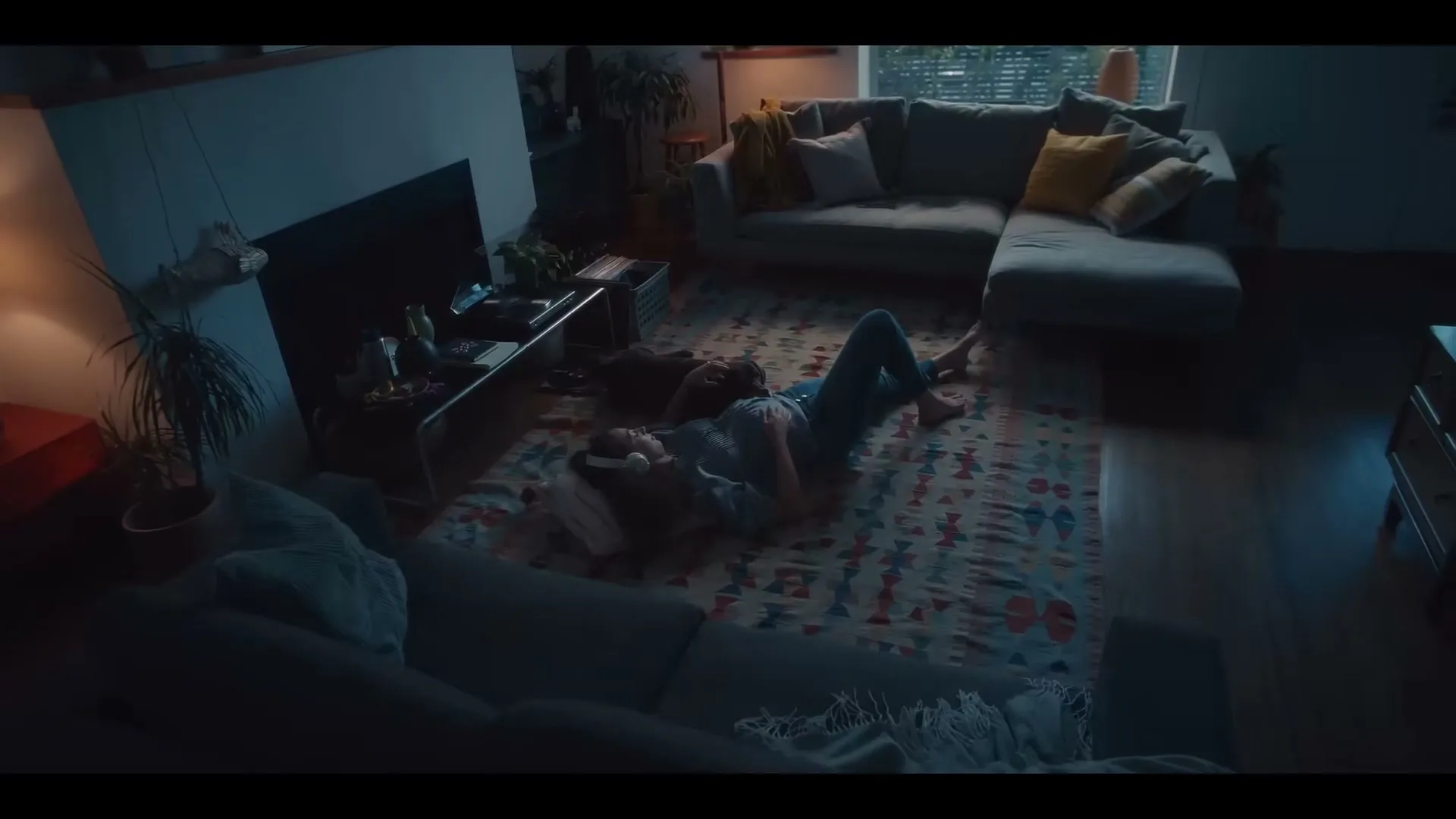 The Farmer's Dog “Forever” (2023), frame 6