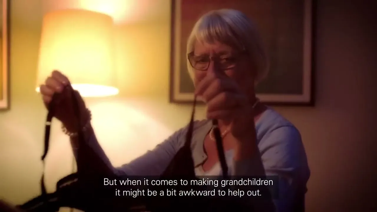 Spies Travels "Do it for Mom" (2015) commercial still