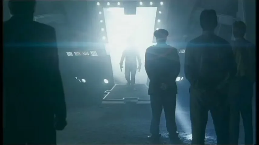 Wrigleys Airwaves “Alien” (2006), frame 2