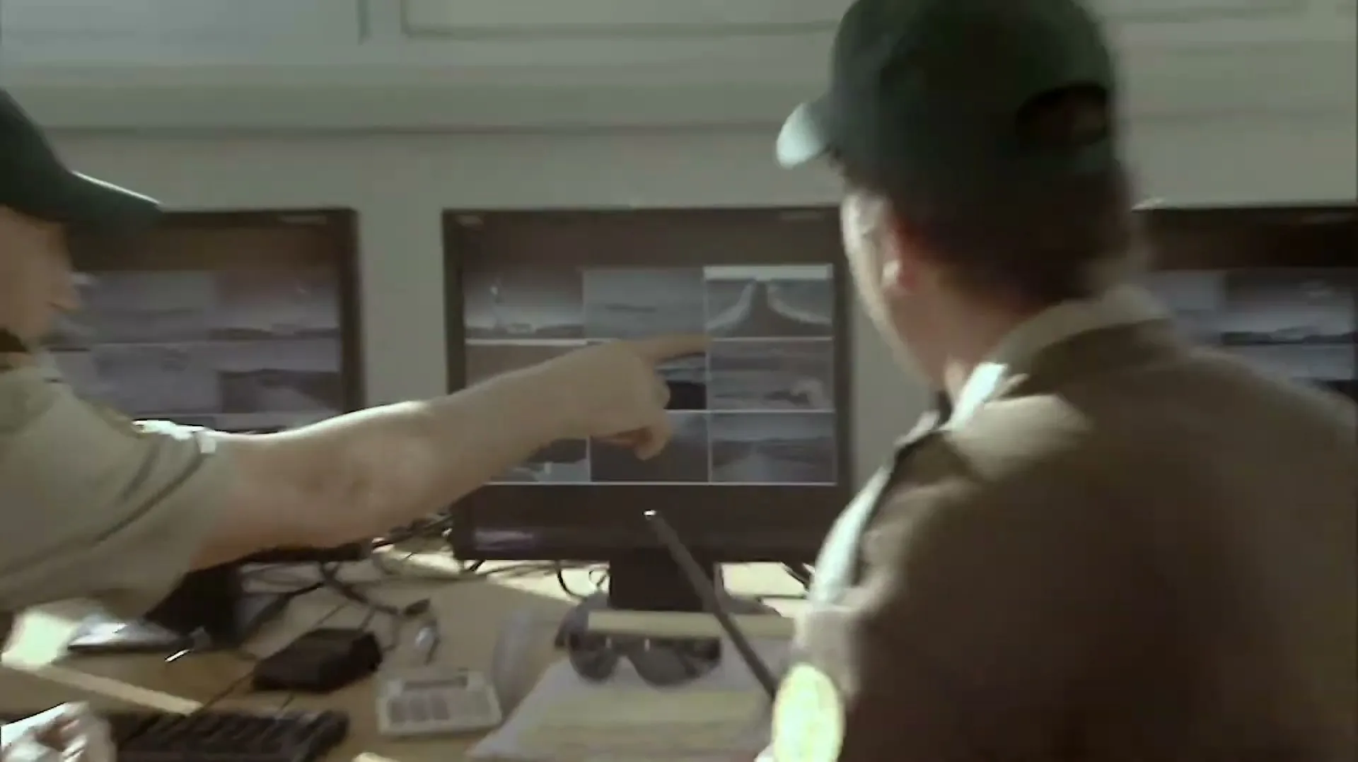 Toyota Motor Corporation “Nothing Soft Gets in” (2010), frame 6