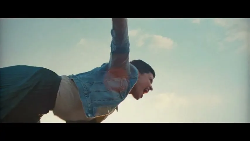 Starling Bank "Set Yourself Free" (2022) commercial still