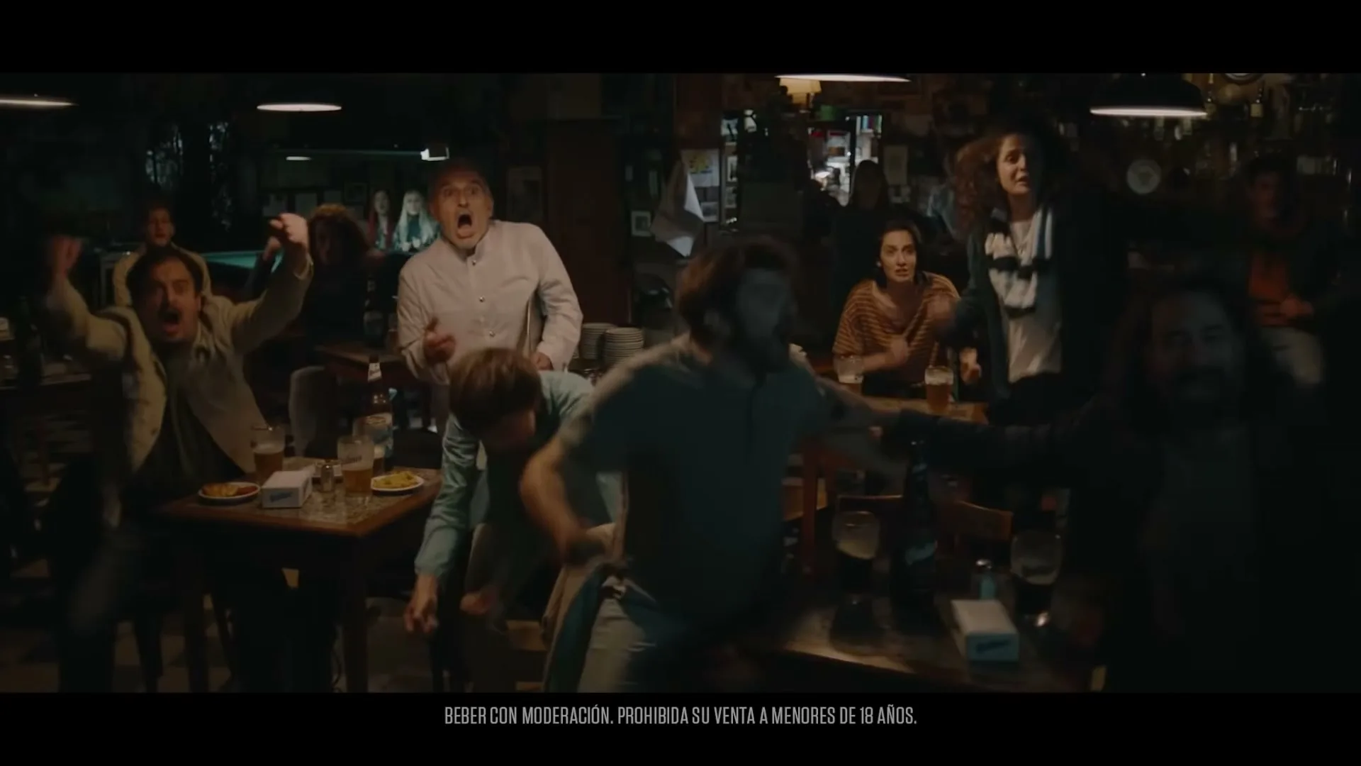 Quilmes "Tiro libre" (2021) commercial still