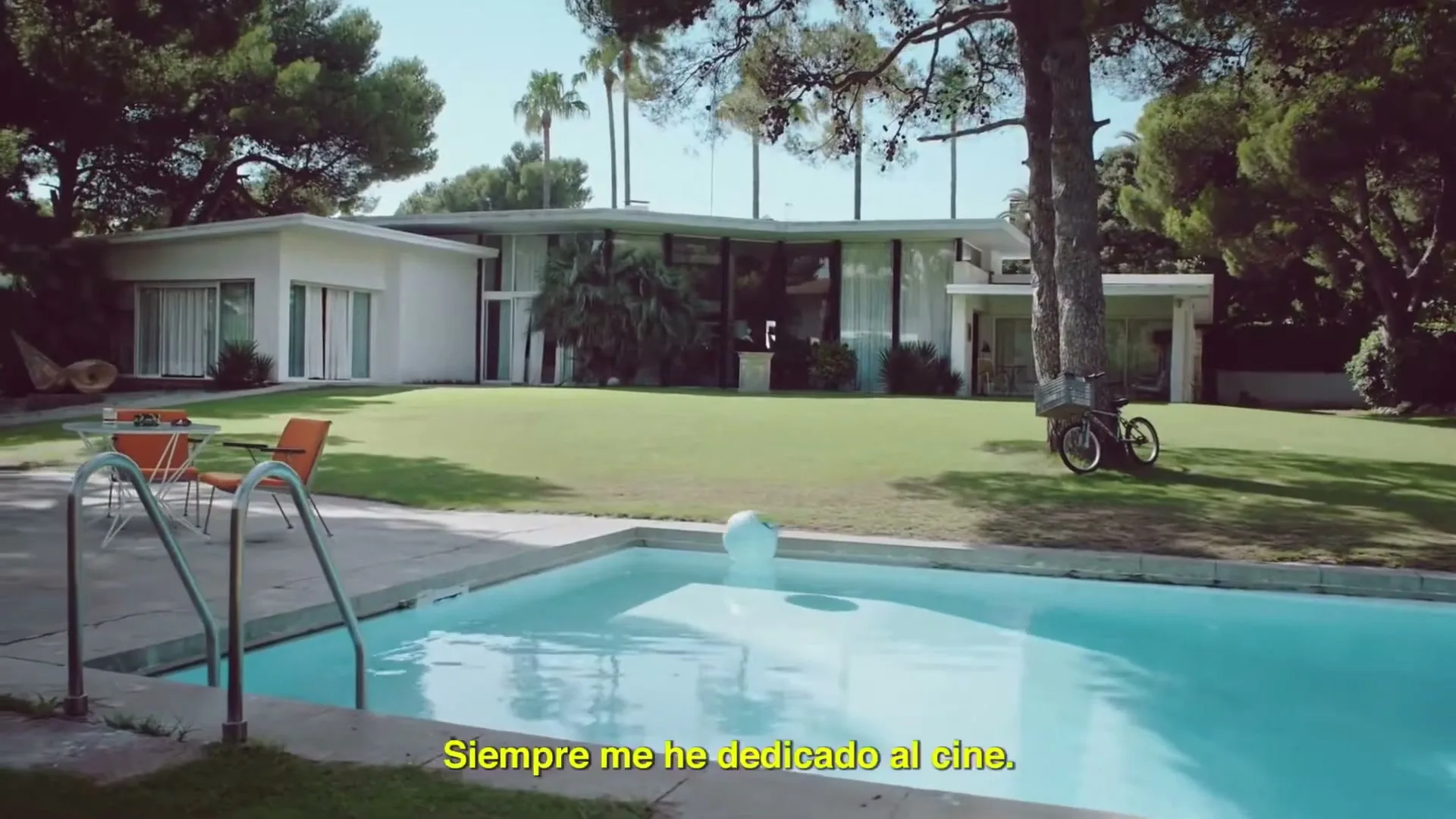 Audi Piloted Driving “El hombre invisible” (2018), frame 2