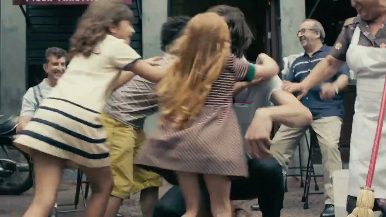 Axe “Tommy Hugs”, directed by Agustín Alberdi