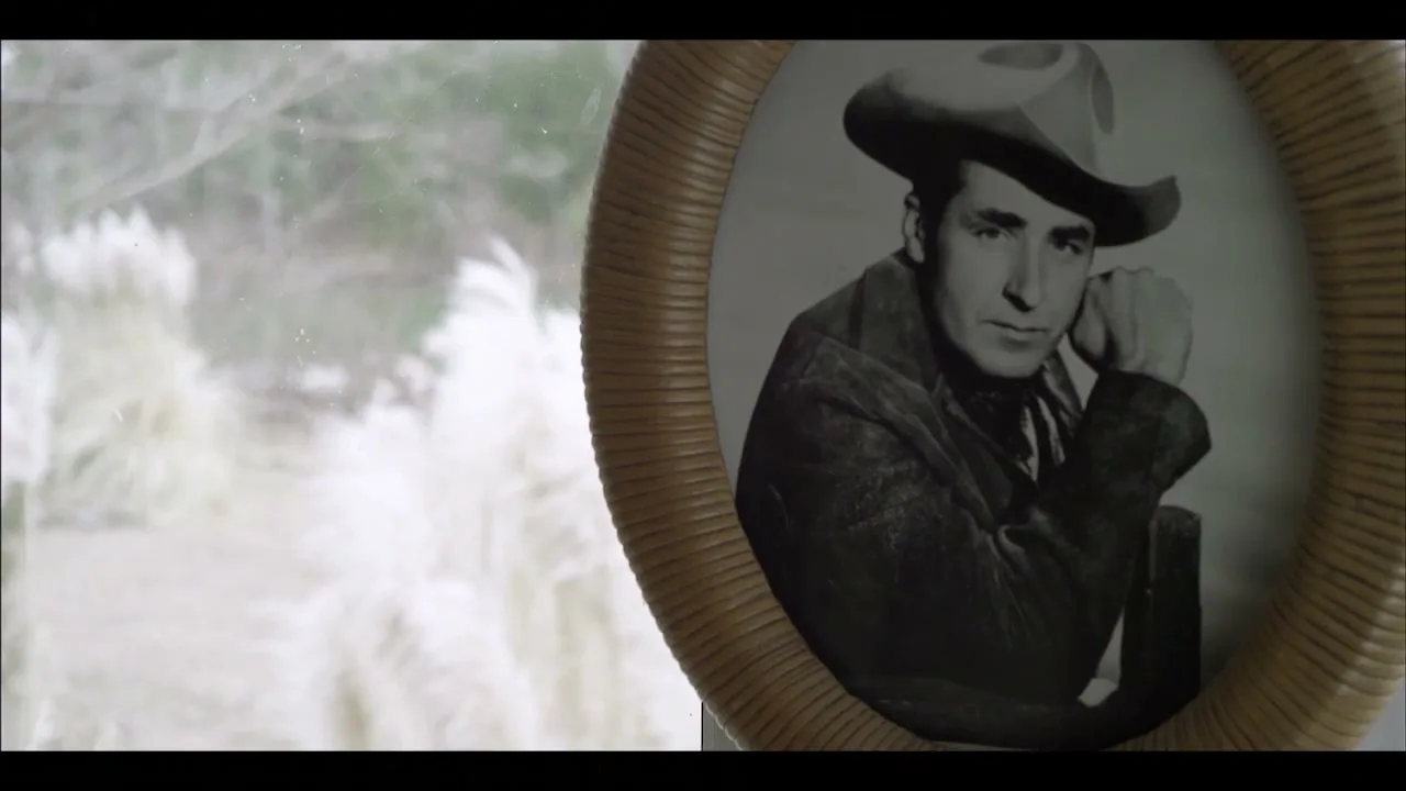 Canal + “La mujer que no puede ver películas” (2014), frame 4