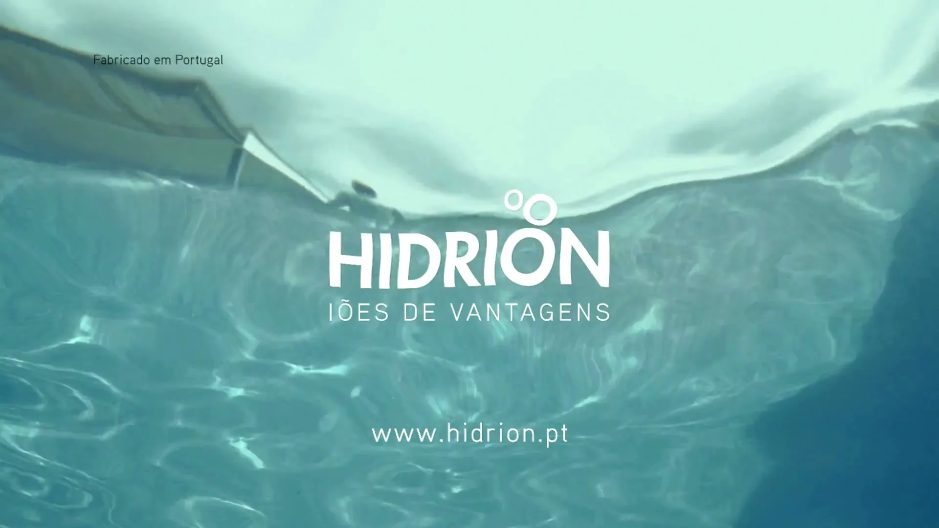 The Hidrion logo and tagline appear over a rippling water surface, with a boat and person visible above the water.