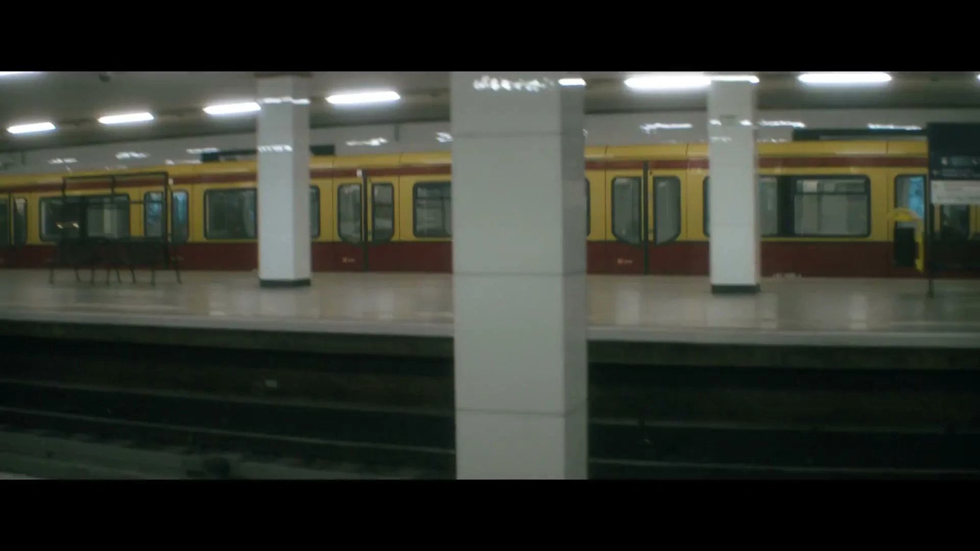 Syoss “The Thief” (2017), frame 6