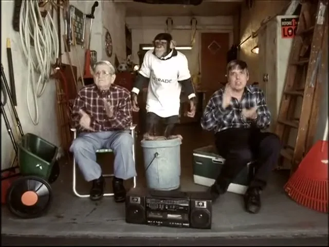 E-Trade “Monkey” (2000), frame 3