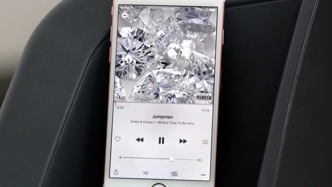 Apple Music “Taylor vs. Treadmill” (2016), frame 6