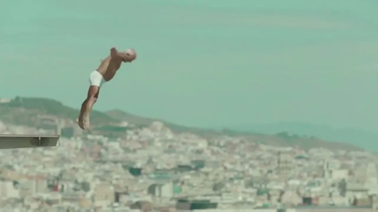 Apple “Dive”