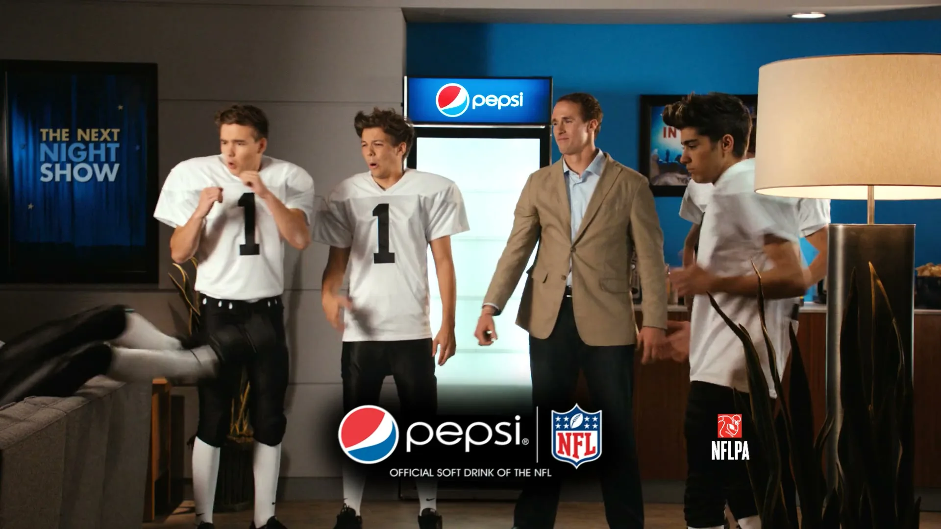 Pepsi "Drew Wins" (2014) commercial still