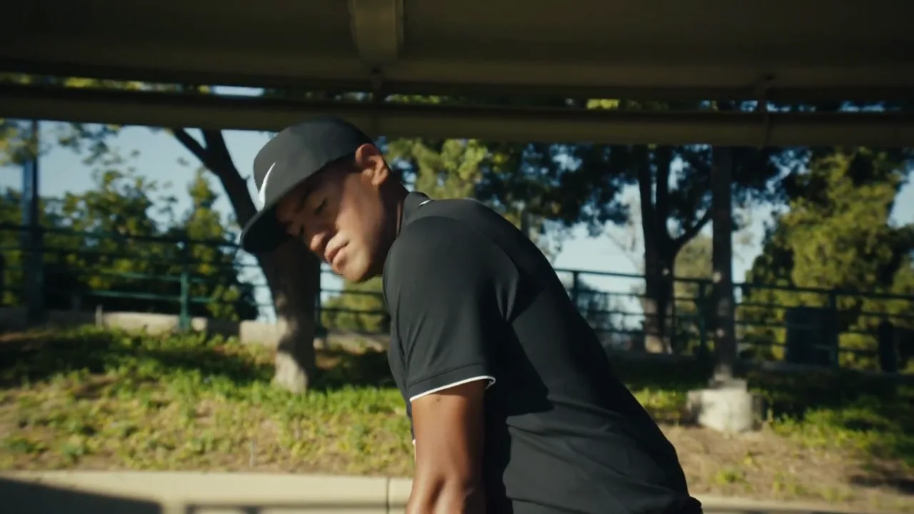 Nike Golf “Chase”, shot 1