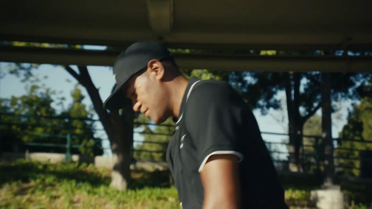 Nike Golf “Chase”, shot 1