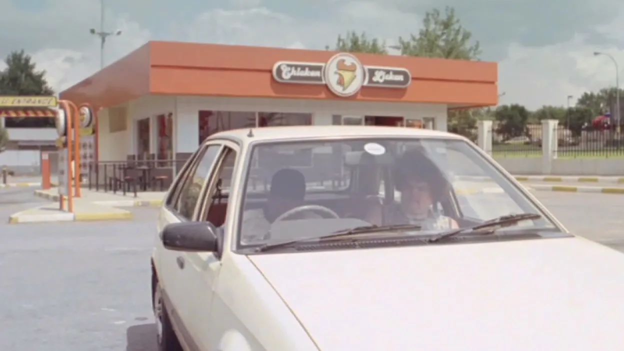 Chicken Licken “Singing Burger” (2010), frame 2