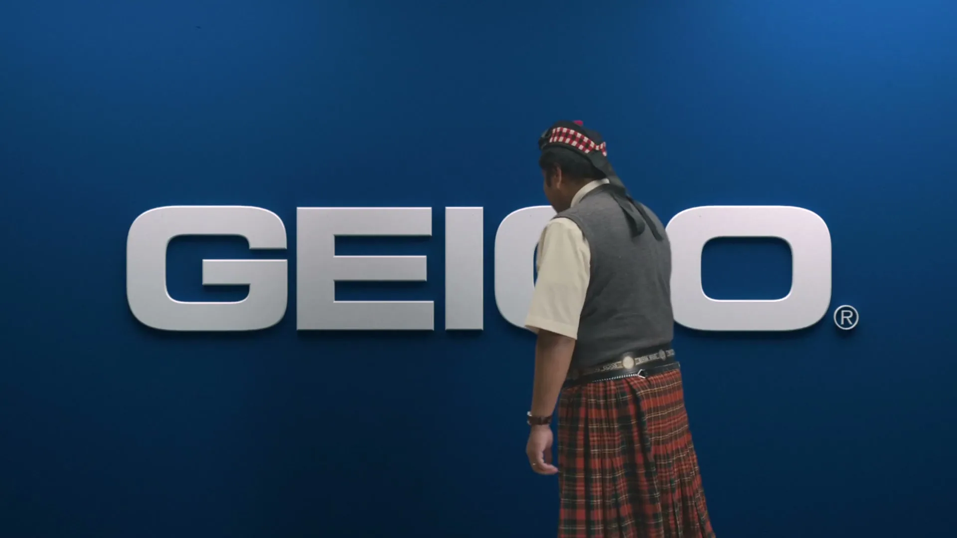 GEICO "Crushed, Bagpipes" (2017) commercial still