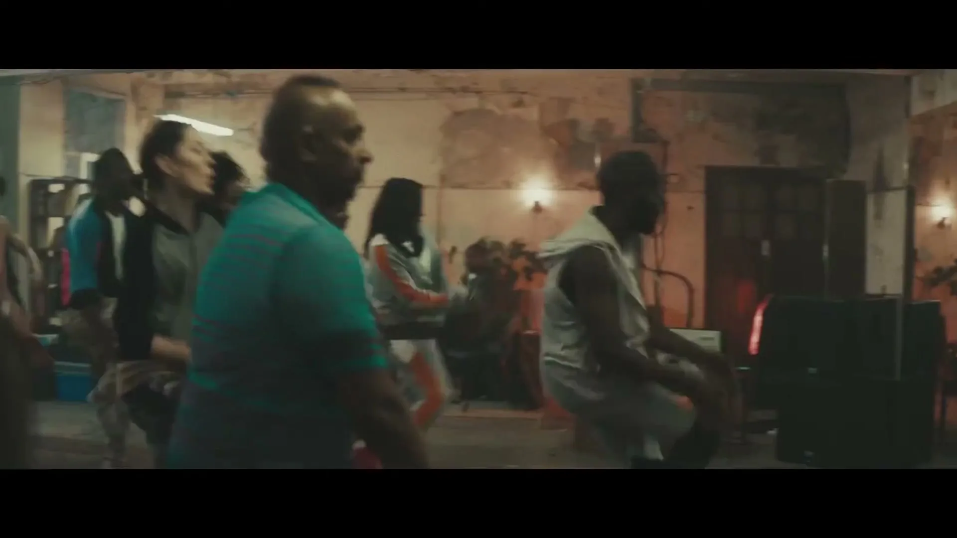 Smirnoff “Chris Fonseca I Keep It Moving I Smirnoff Ice” (2017), frame 5