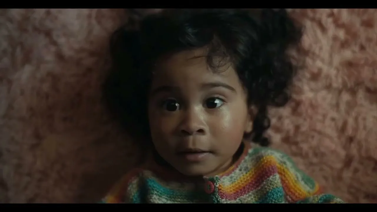 Huggies “Welcome to the World, Baby” (2021), frame 6