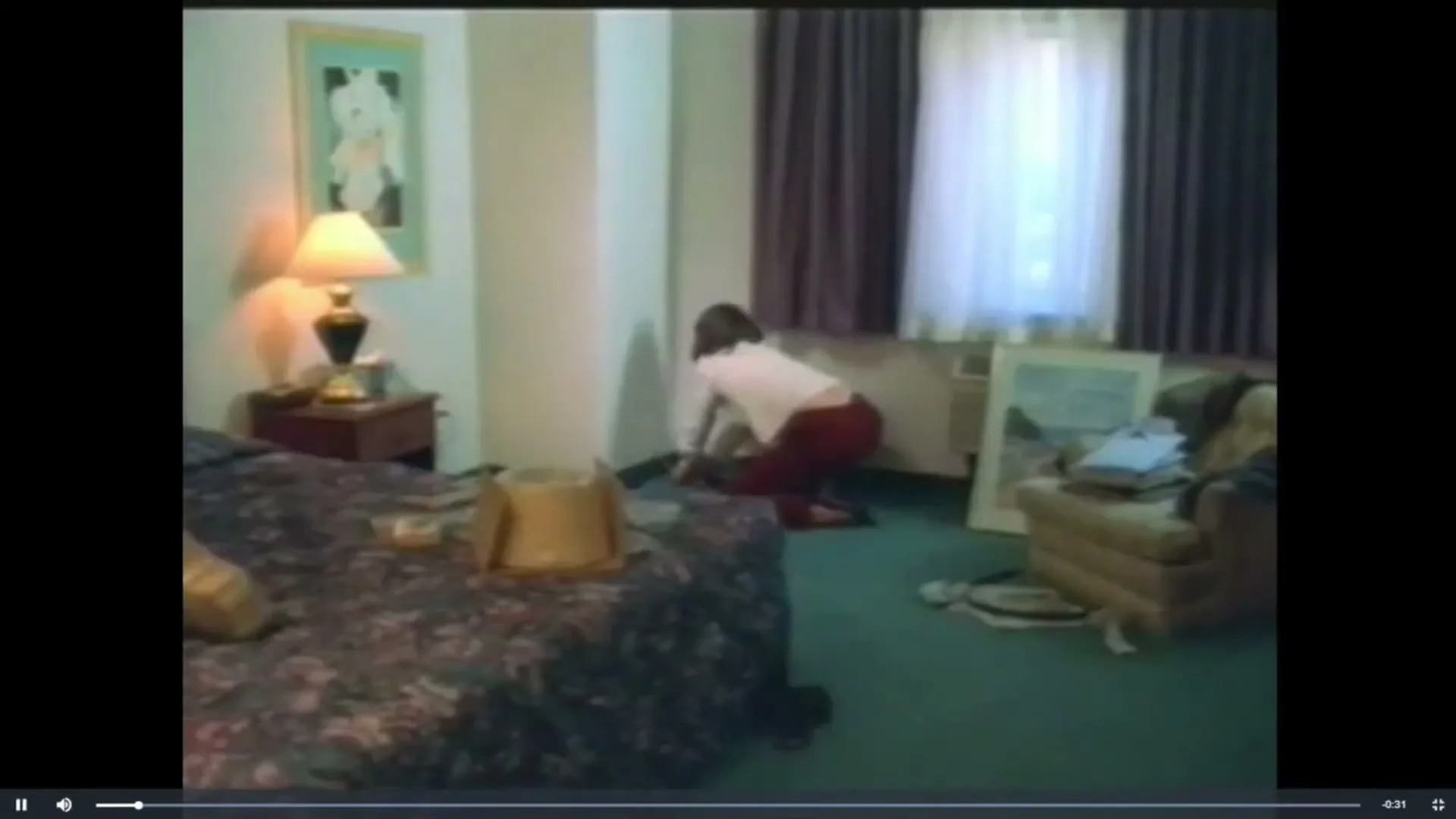 The Great Indoors “Hotel” (2002), frame 2
