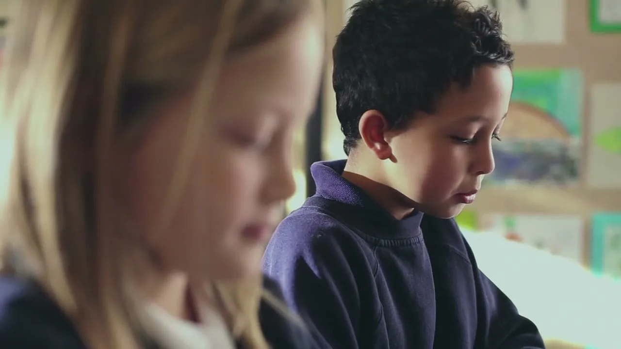 CANCER RESEARCH UK “THE ANSWER IS PLAIN” (2013), frame 5