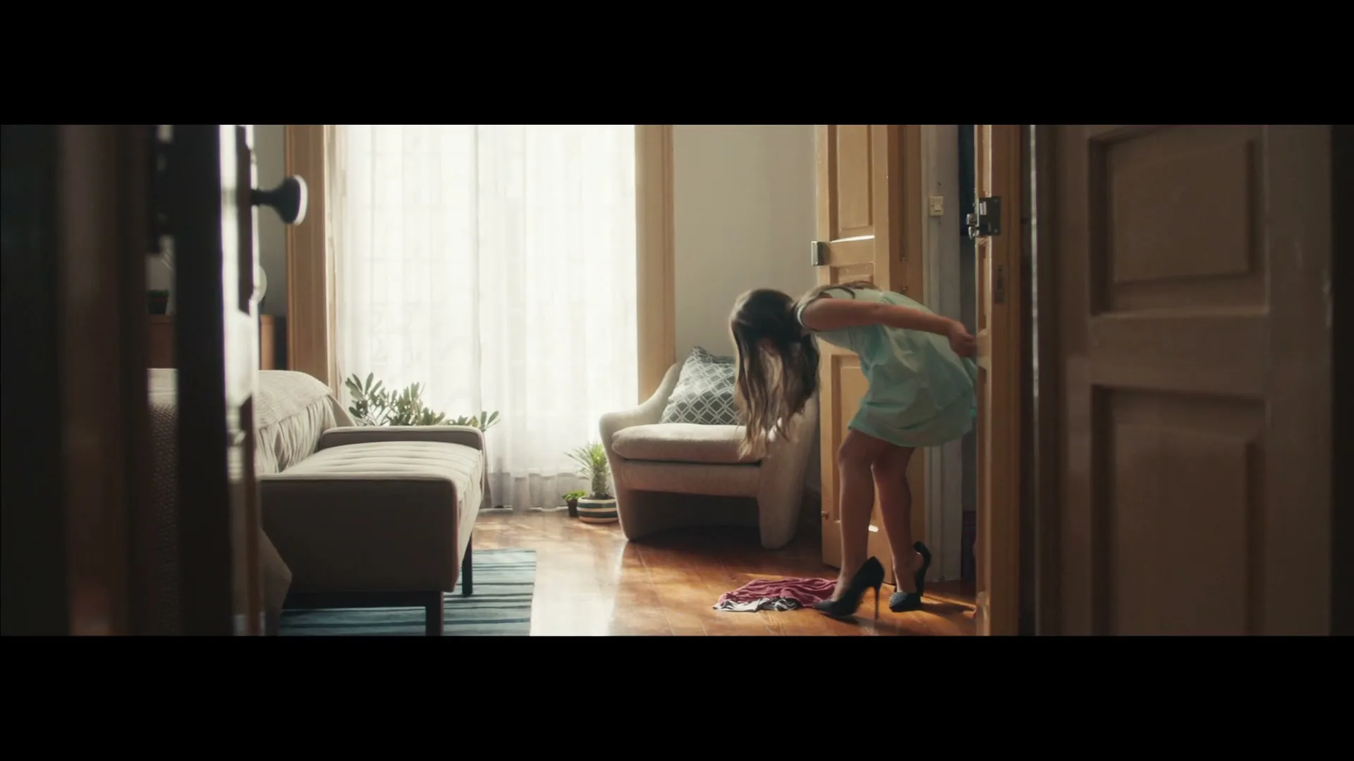 Reebok “Mom” (2017), frame 2