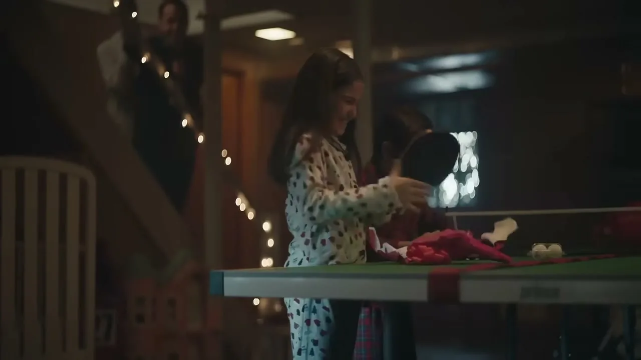 DICK'S Sporting Goods “DICK'S Sporting Goods: The Table” (2019), frame 3