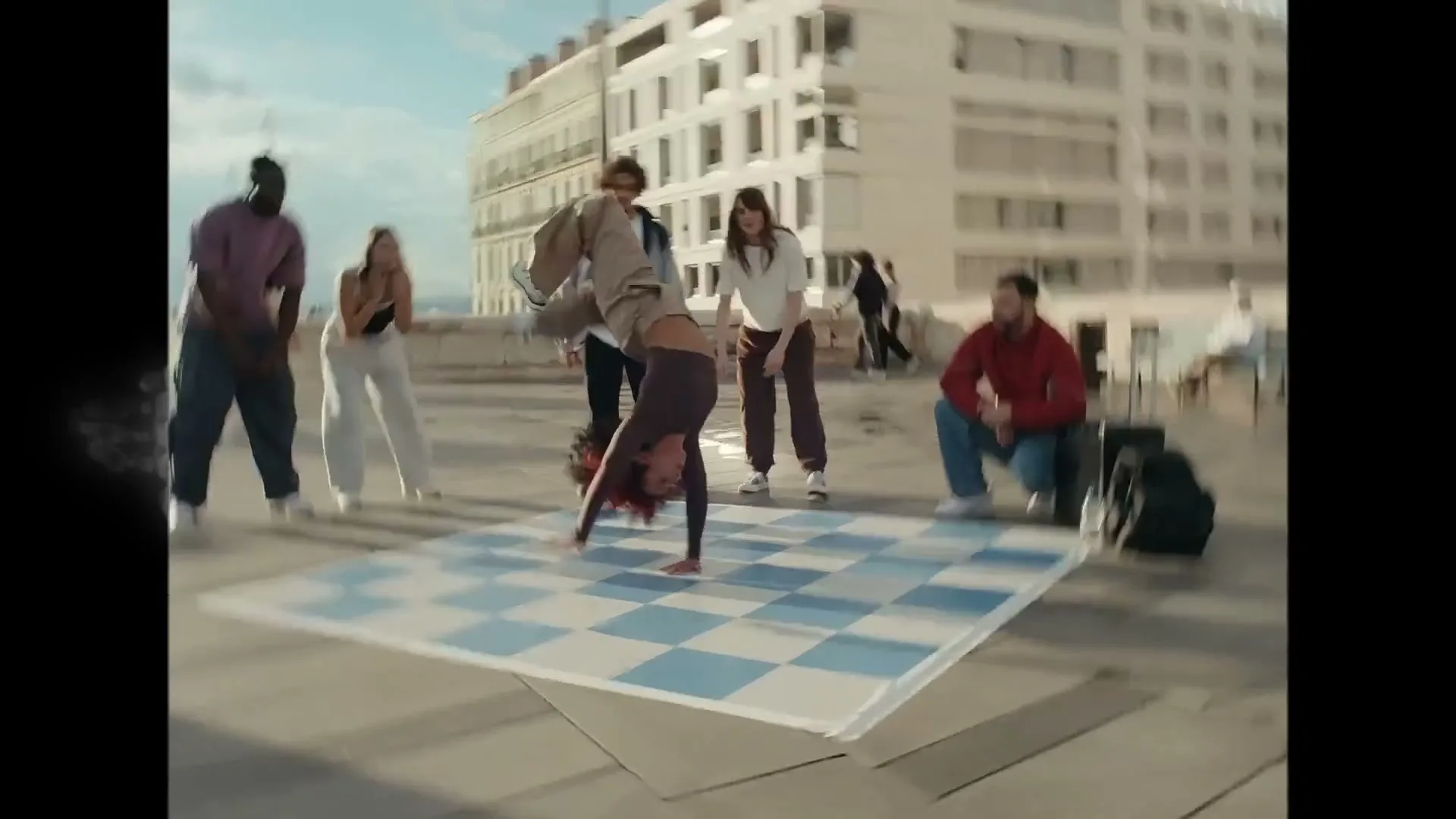 Samsung “Samsung x Paris 2024: Open always wins” (2024), frame 6
