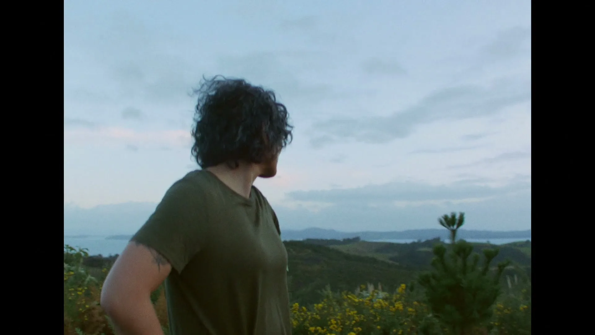 Vodafone "The Smart Network" (2023) commercial still