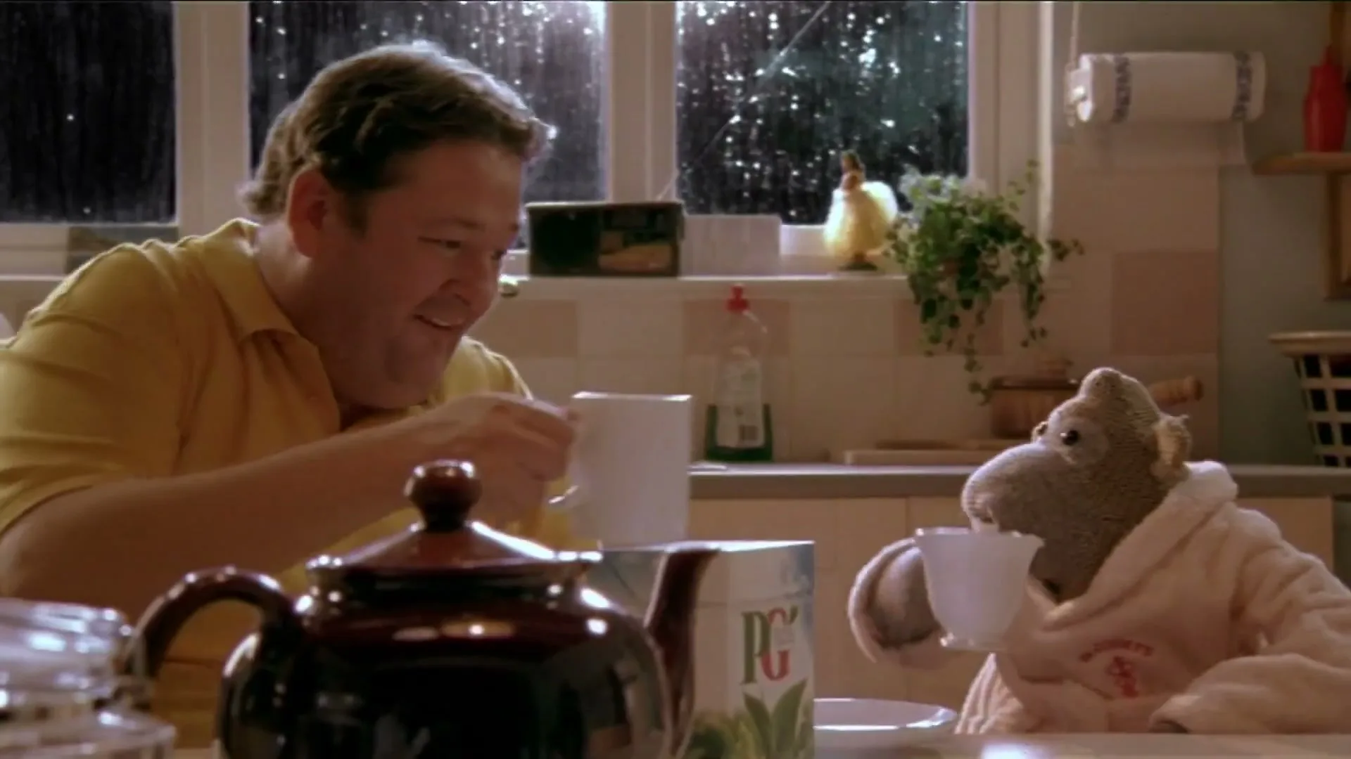 PG Tips "The Return" (2007) commercial still