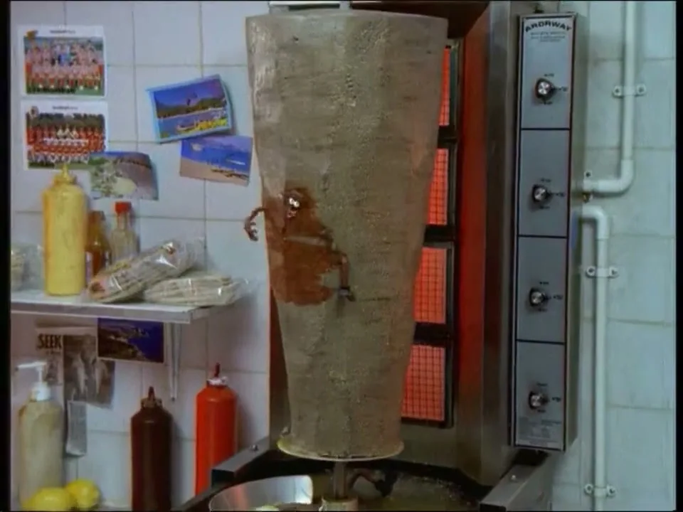 Peperami “Kebab” (1994), frame 6