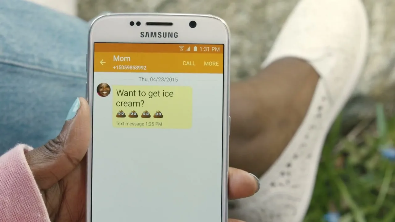 Samsung "Mom Texts" (2016) commercial still