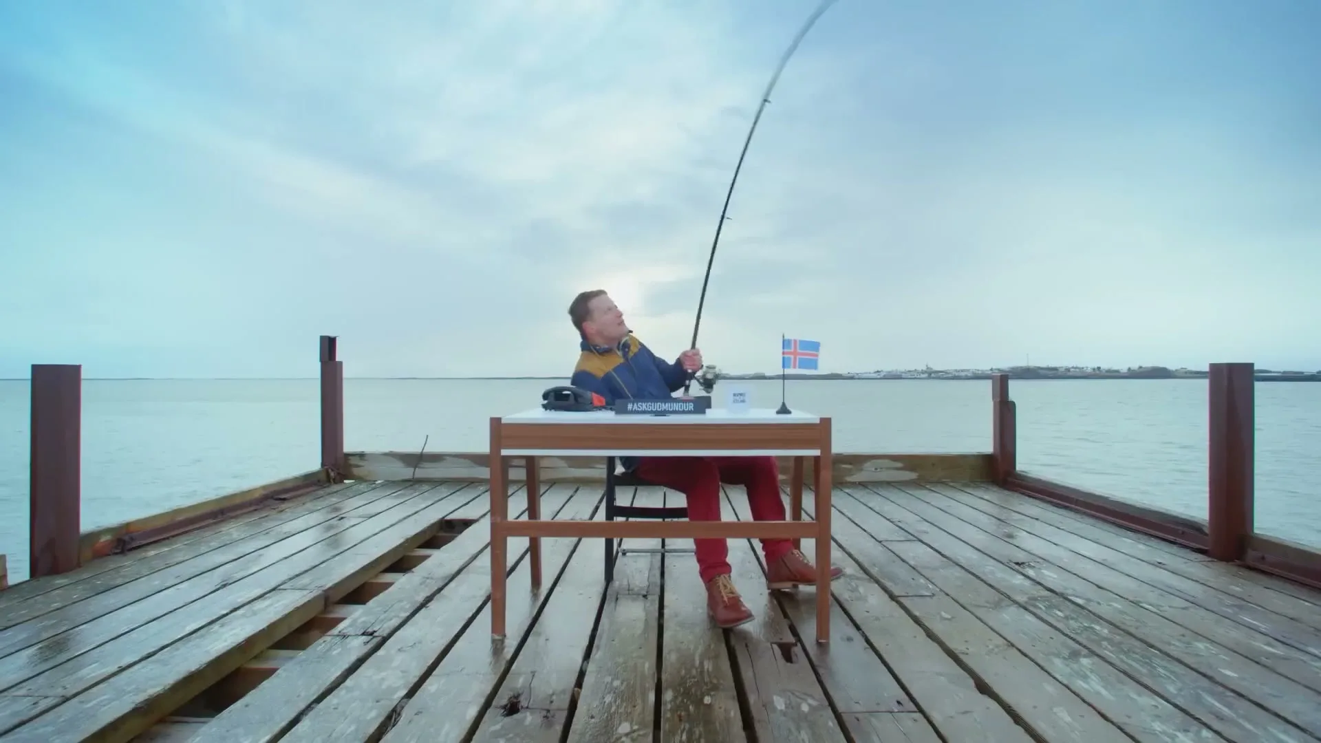 Inspired by Iceland “Ask Gudmundur – The Human Search Engine” (2016), frame 5