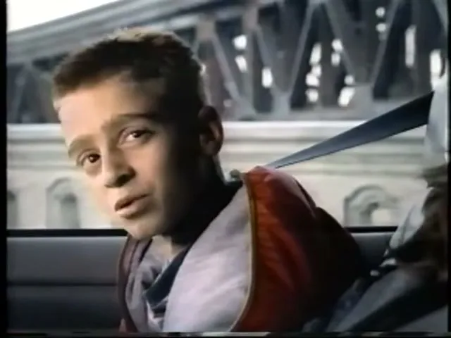 Quaker Chewy "Chewy Stops the Chatter" (2001) commercial still