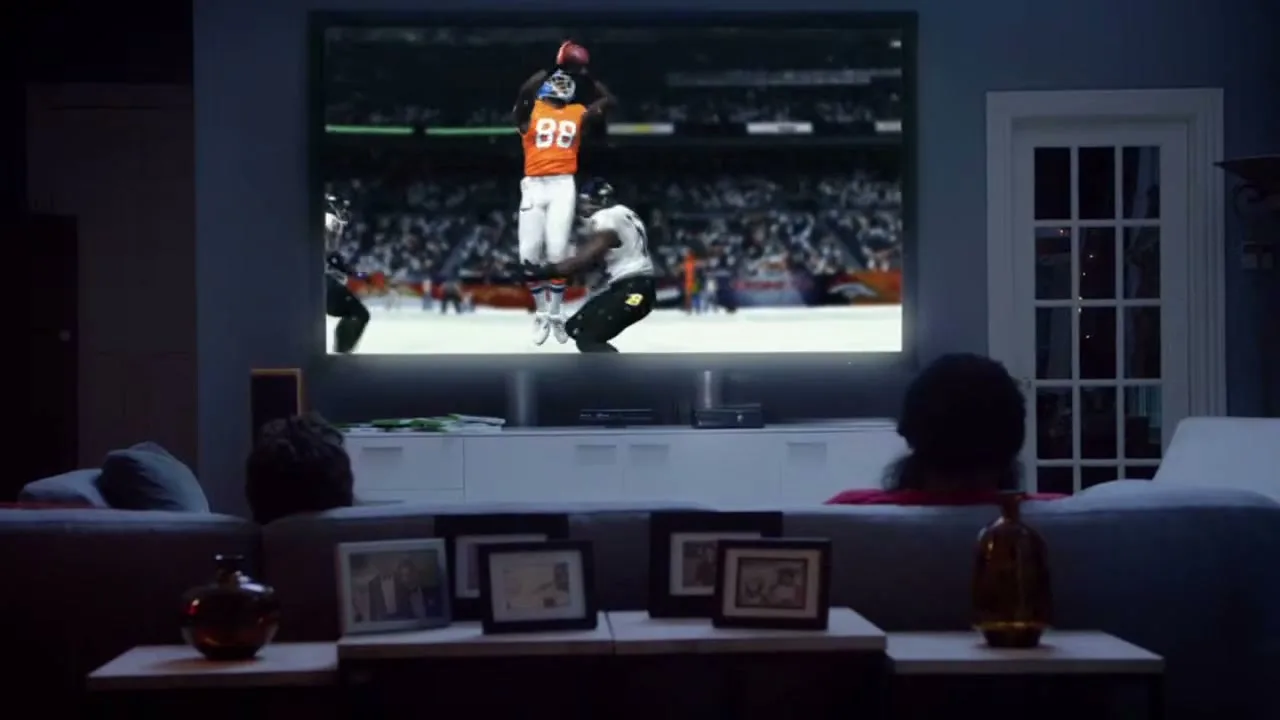 Madden NFL 13 “Madden Forever” (2014), frame 3