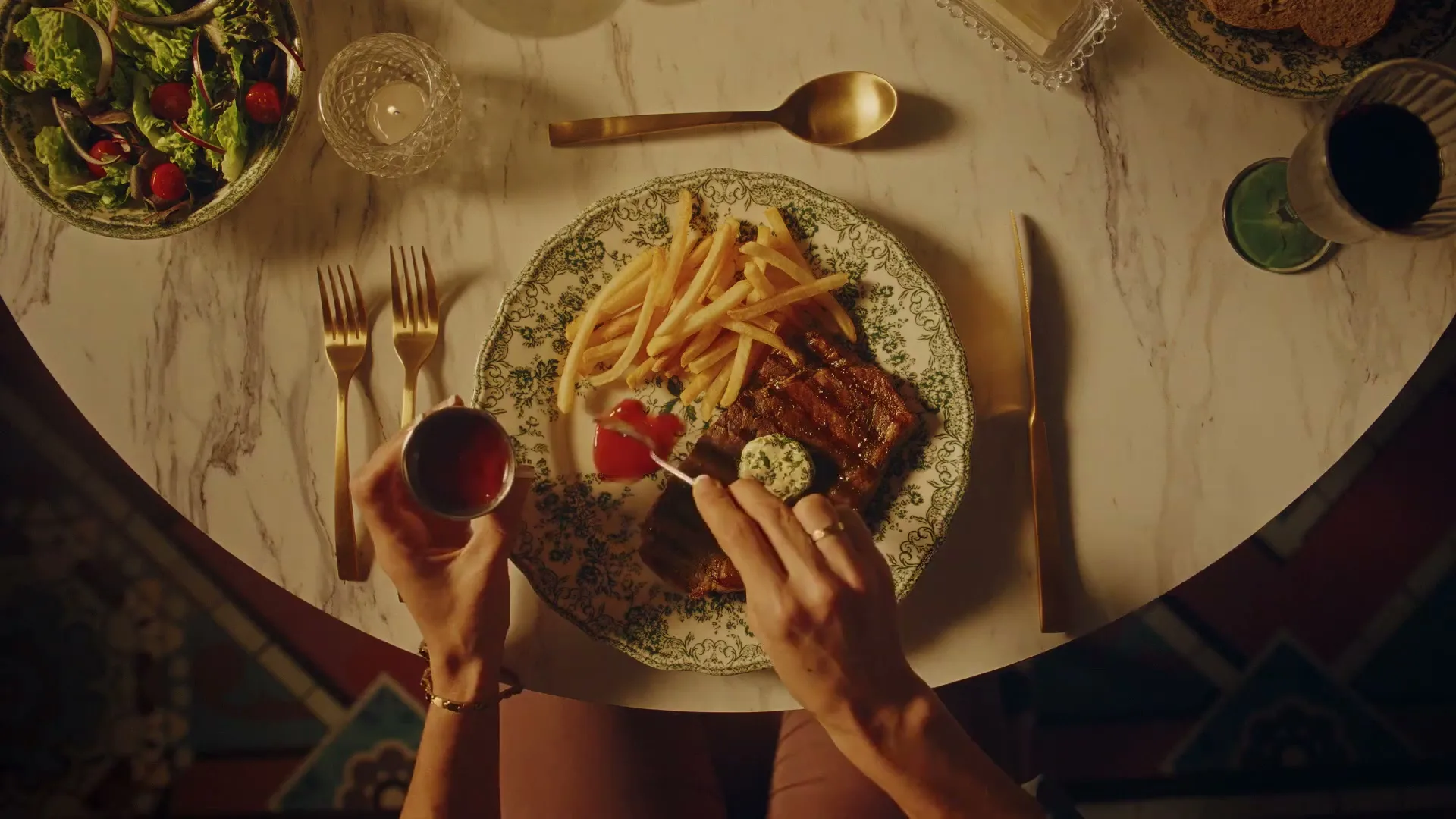 Heinz “Tip for Heinz” (2024), frame 2