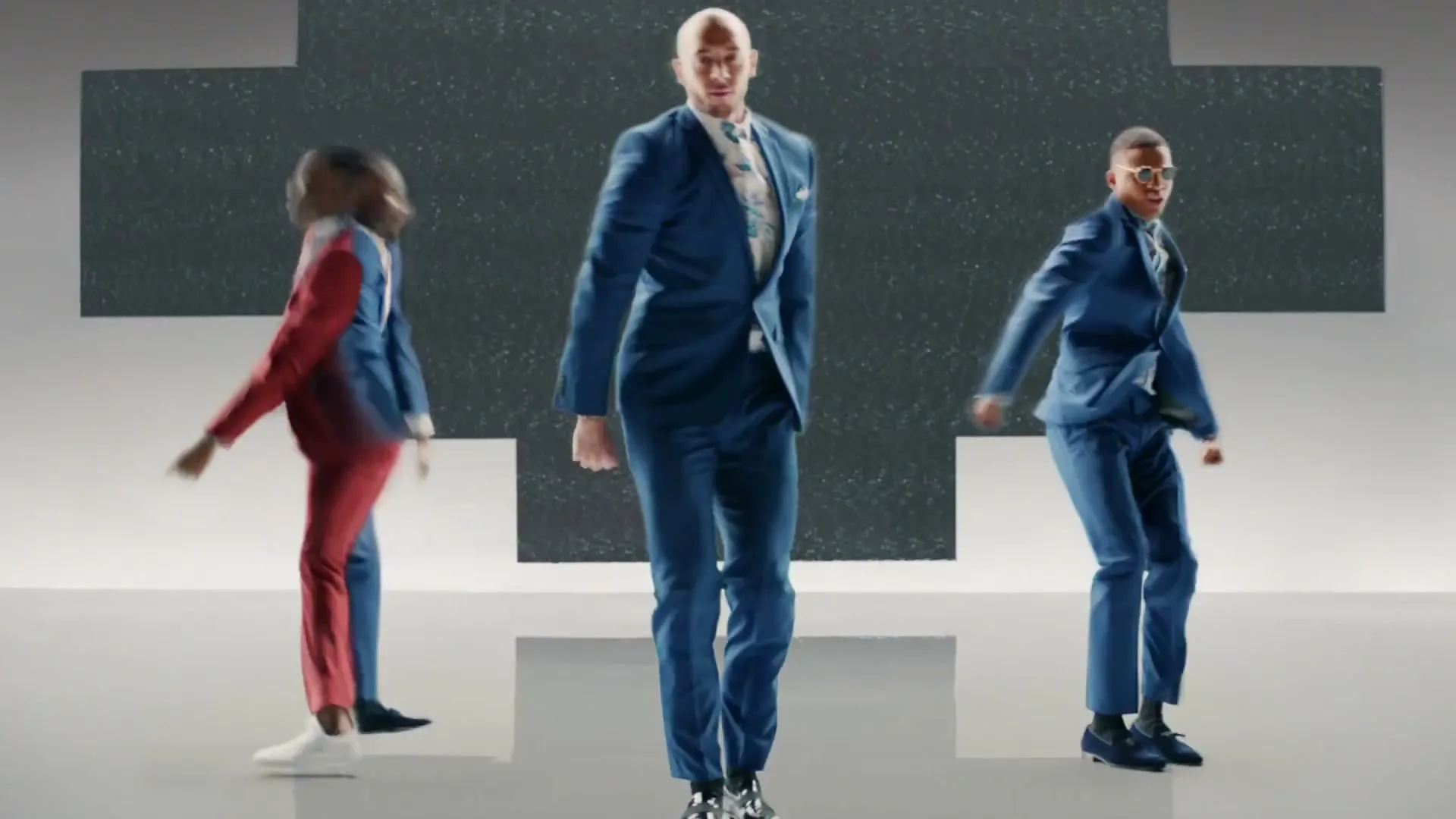 House of Fraser “Turn It On”, directed by Dave Meyers