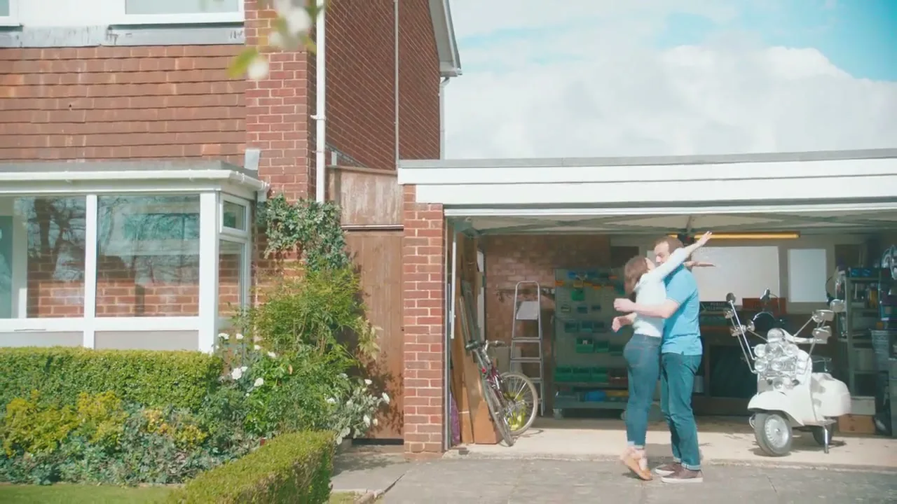Natwest "Owen Oppenheimer" (2016) commercial still