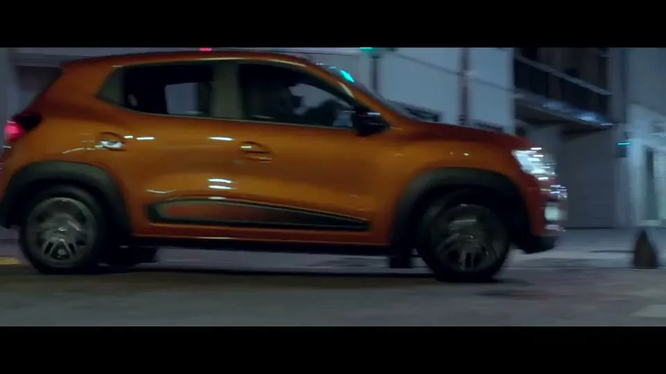 Renault "Kwid / Gorila / Andy Fogwill" (2018) commercial still