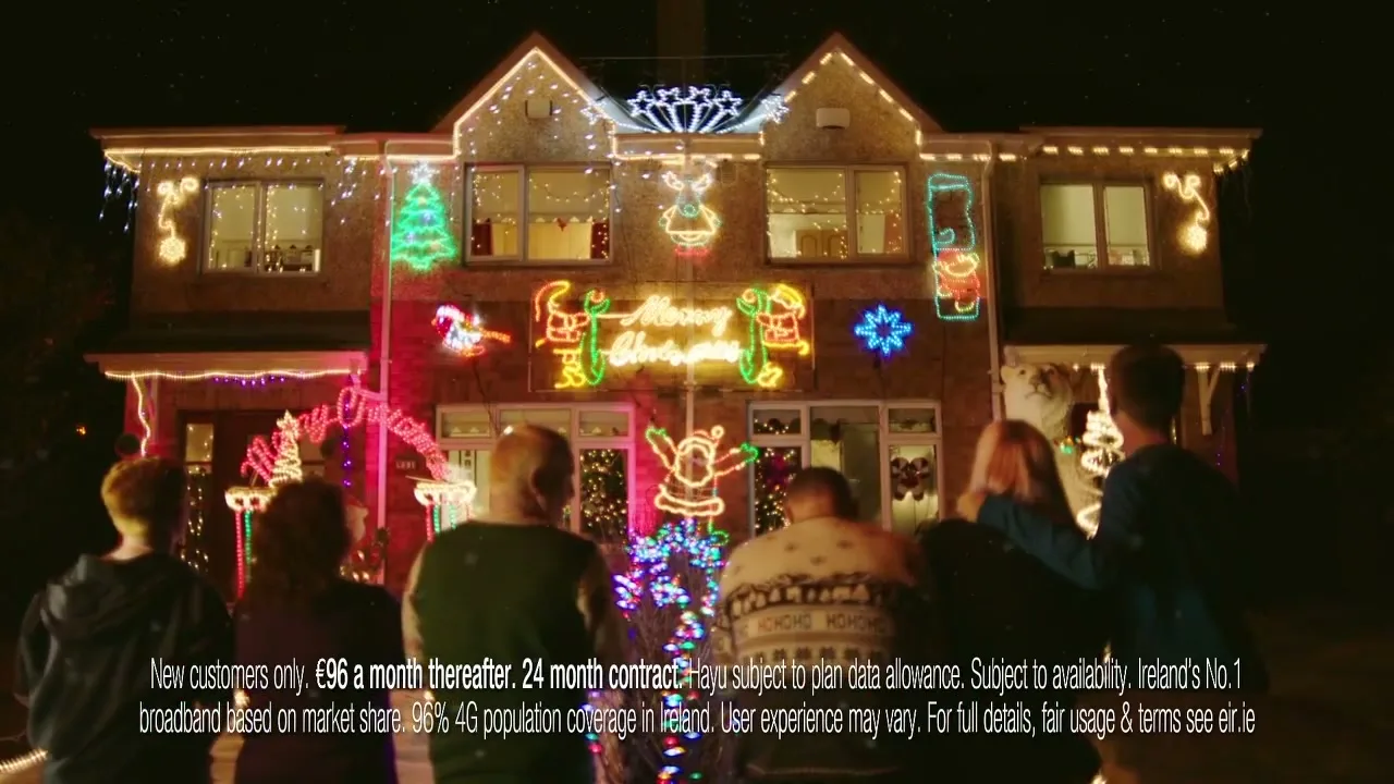 eir "Christmas Lights - TVC" (2018) commercial still
