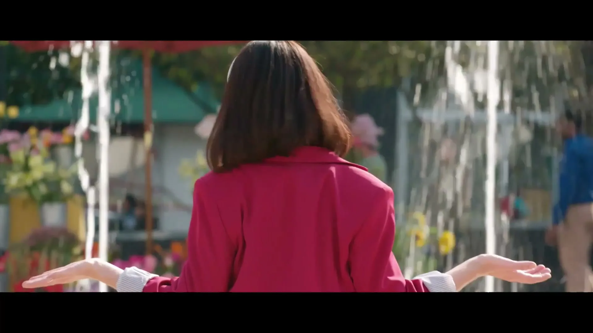 Innocent "Fountain" (2018) commercial still