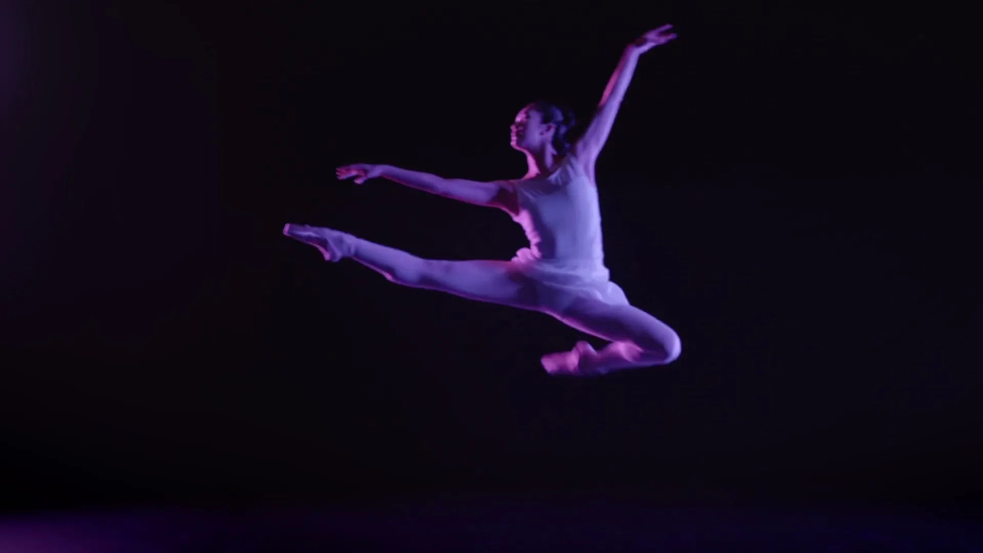 Telstra "2018 Ballet Dancer Award" (2018) commercial still